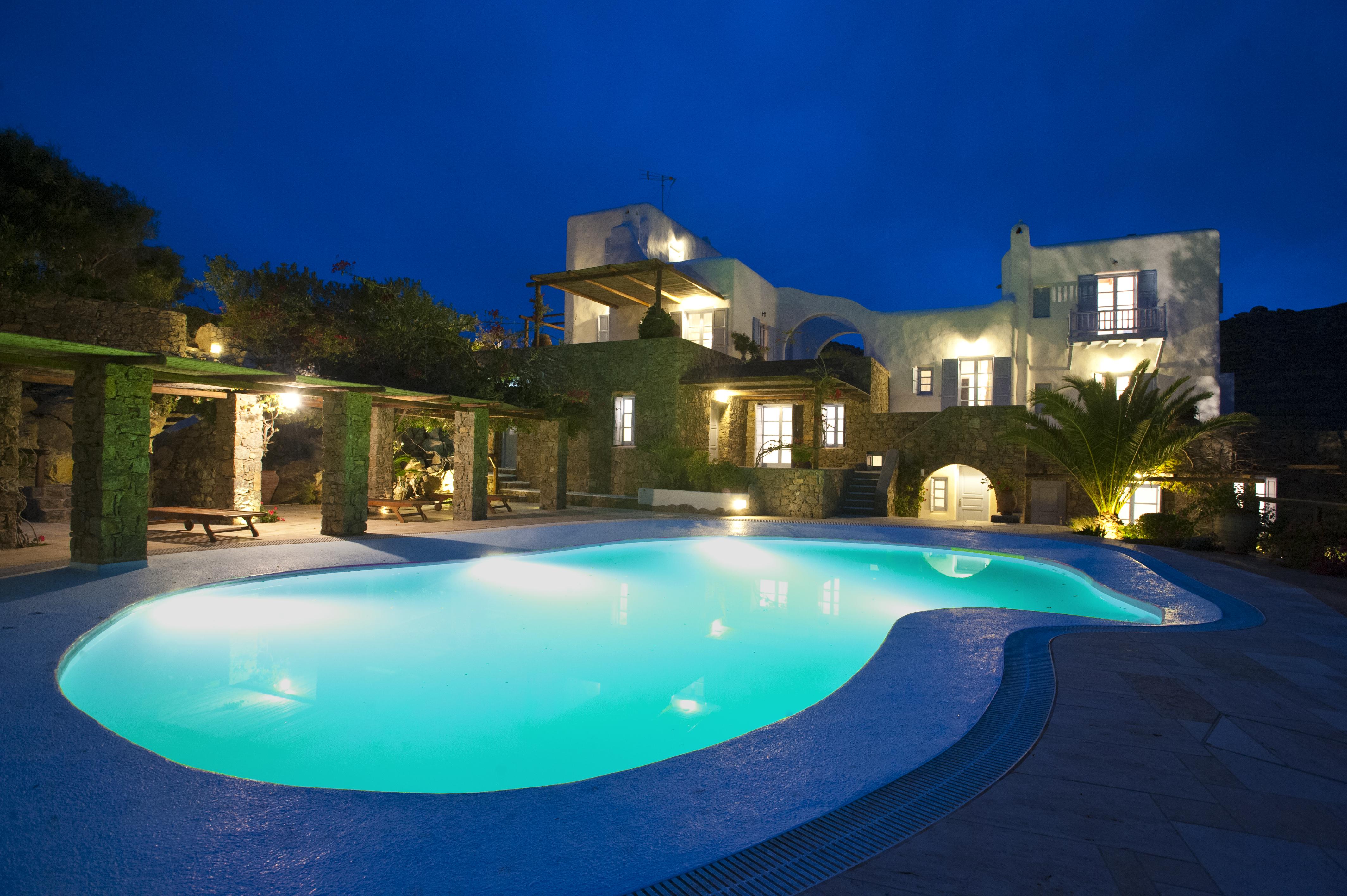 Nama Super Paradise Beach (Mykonos)